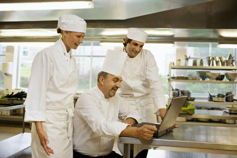 The Role of Digital Food Safety Software in Changes to Food Standard 3.2.2a